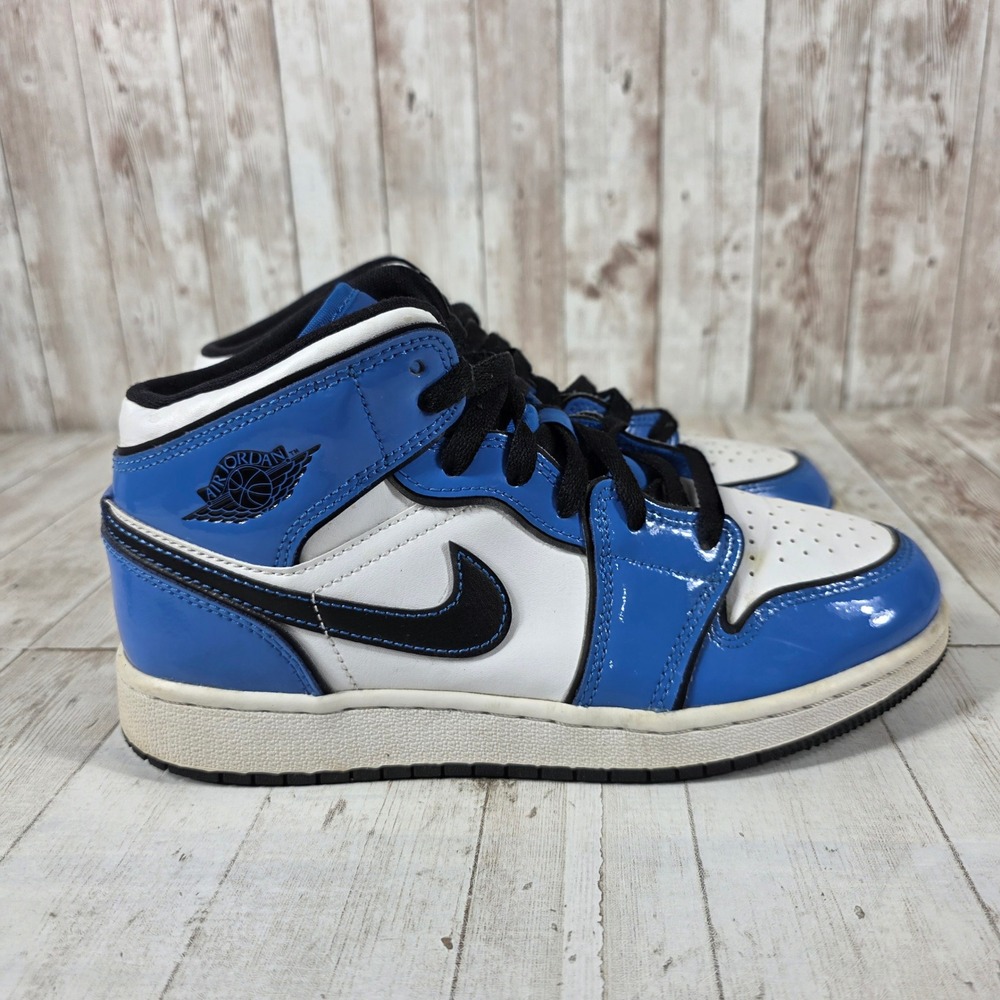 Jordan 1 Mid SE GS Signal Blue White Black BQ6931-402 Kids 4.5Y